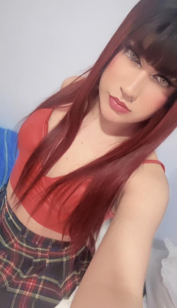 613737084: Travesti en Guipúzcoa