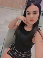 678642350: Chica busca chico en Barcelona