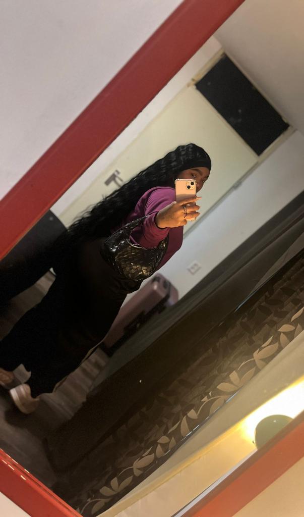 631990193: Chica busca chico en Alicante