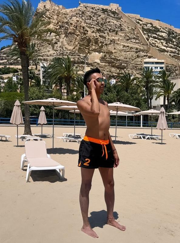 641257953: Chica busca chico en Alicante