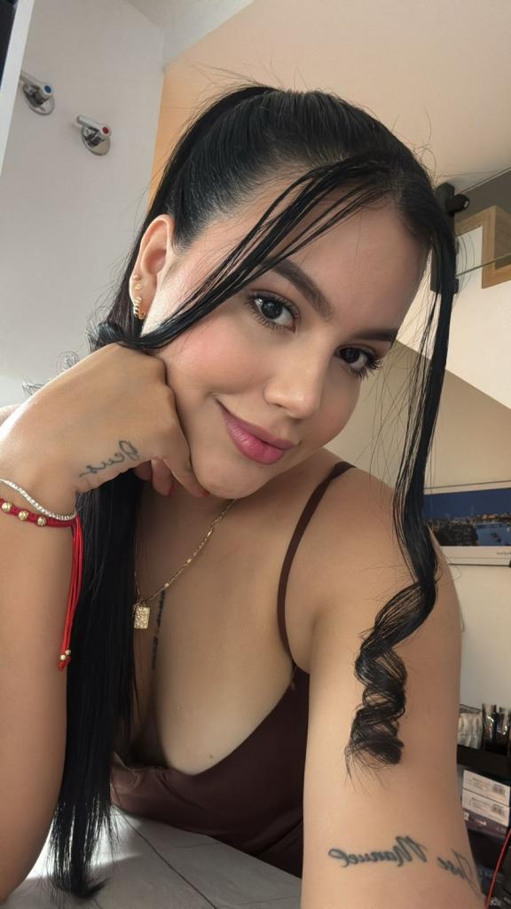 Chica busca chico en Málaga: Chica busca chico