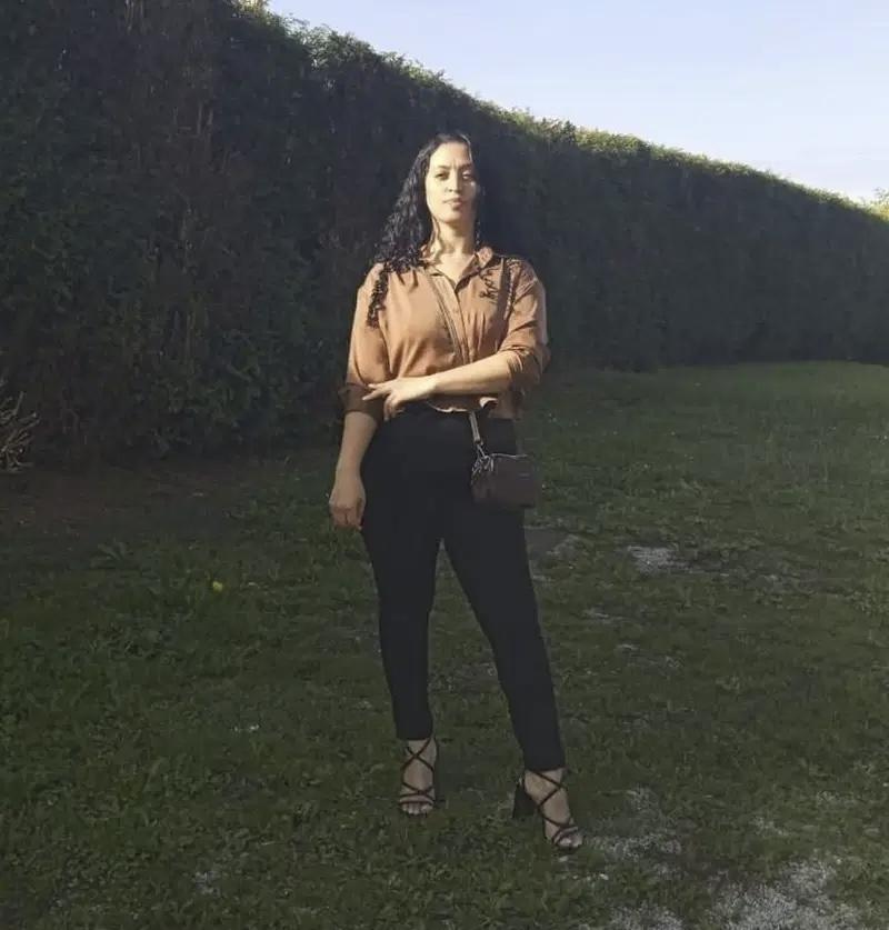 613892495: Chica busca chico en Asturias