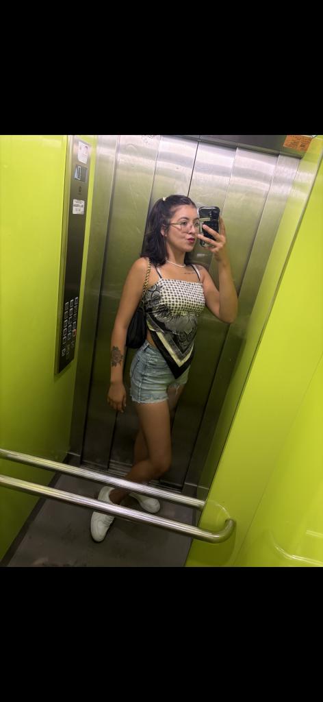 642895327: Chica busca chico en Navarra