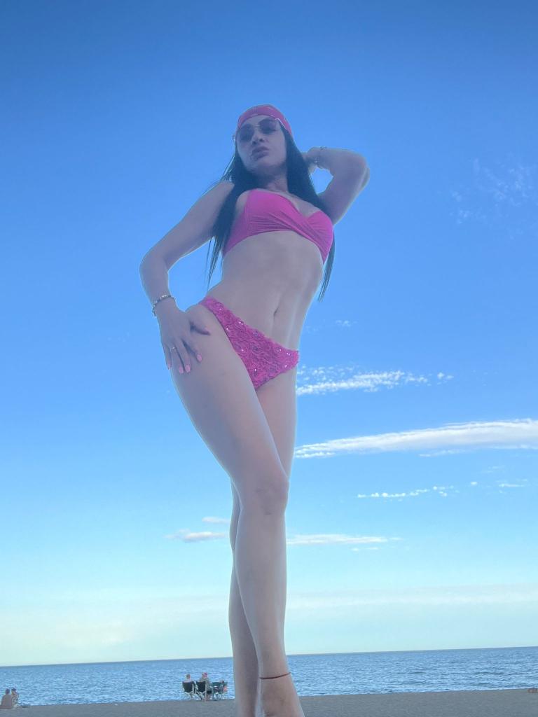 637177151: Chica busca chico en Málaga