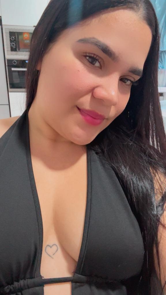 745006945: Chica busca chico en Murcia