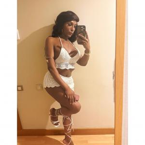 631391492: Travesti en Barcelona