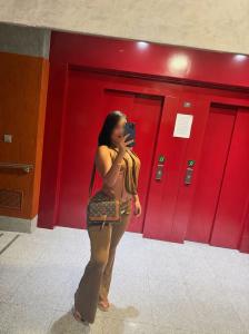 659127930: Chica busca chico en Cantabria
