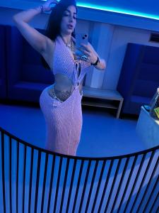 664219838: Chica busca chico en Tarragona