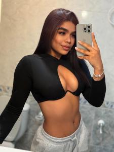 670827376: Chica busca chico en Tarragona