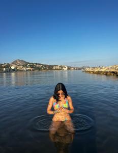 612283426: Chica busca chico en Barcelona