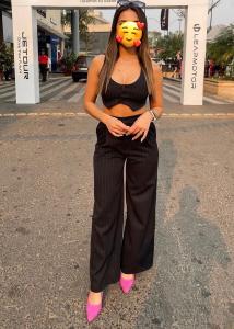 674565167: Chica busca chico en Cádiz