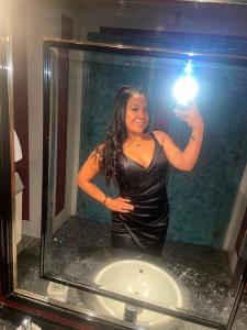 614381386: Chica busca chico en Málaga