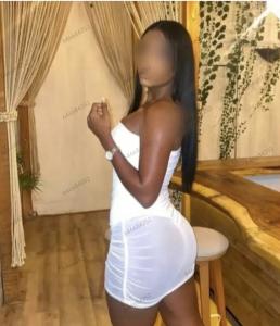 646684252: Chica busca chico en Guipúzcoa