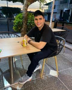 602579939: Chico busca chica en Cantabria