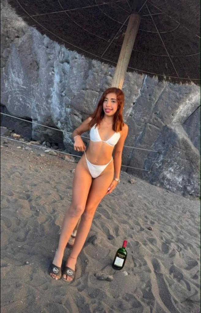 Chica busca chico en Tenerife: 