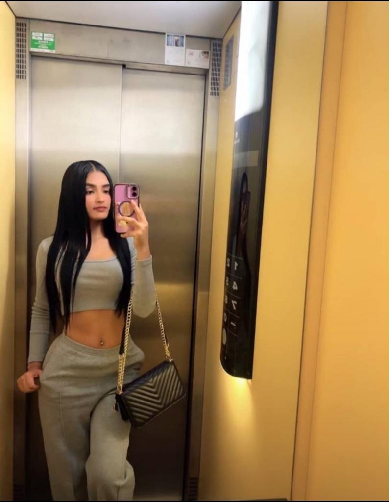 Chica busca chico en Tenerife: 