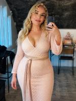 613925331: Chica busca chico en La Coruña
