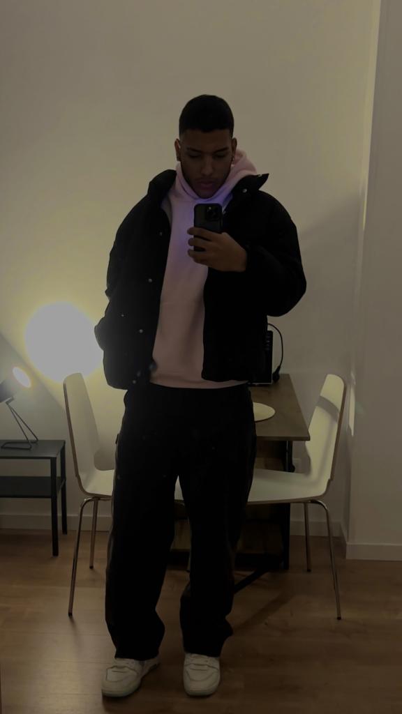 607242940: Chico busca chica en Zamora