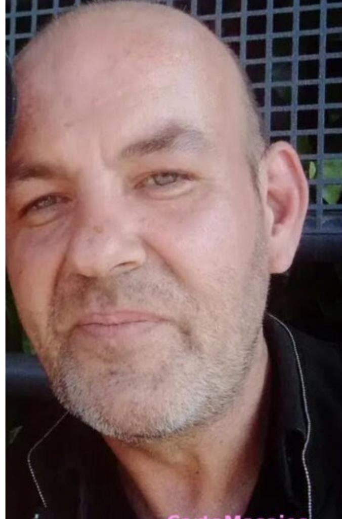 631296756: Chico busca chica en Málaga