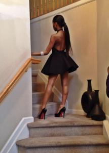 613284042: Chica busca chico en La Coruña