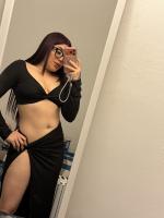 635781154: Chica busca chico en Málaga