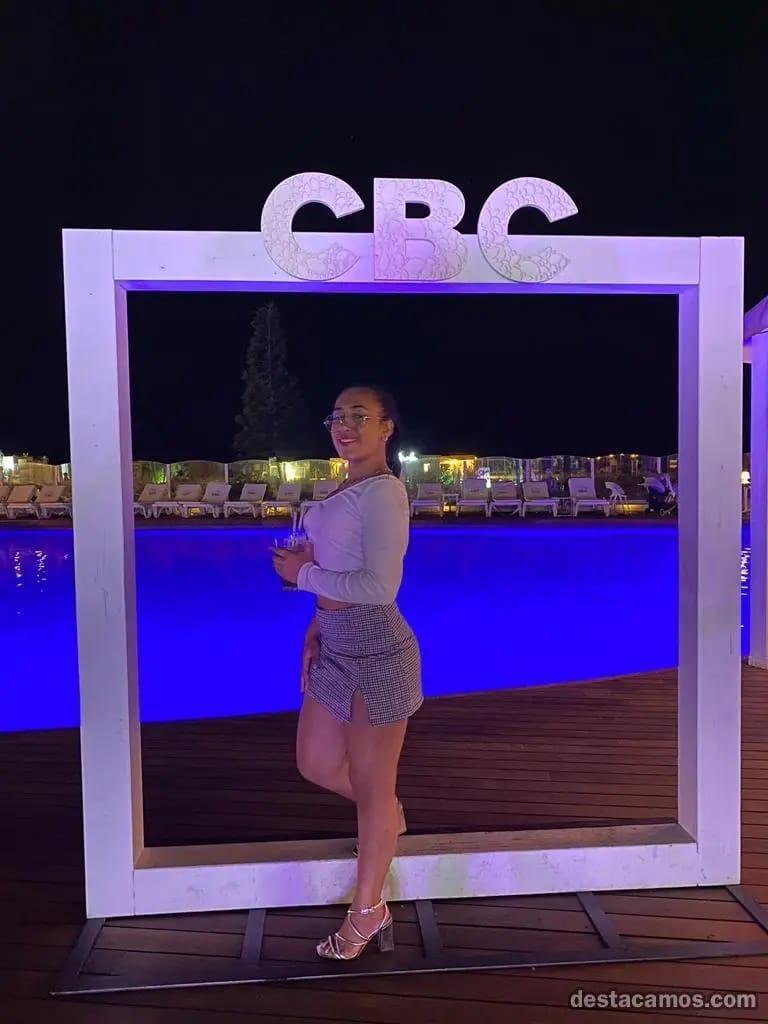 Chica busca chico en Murcia: 