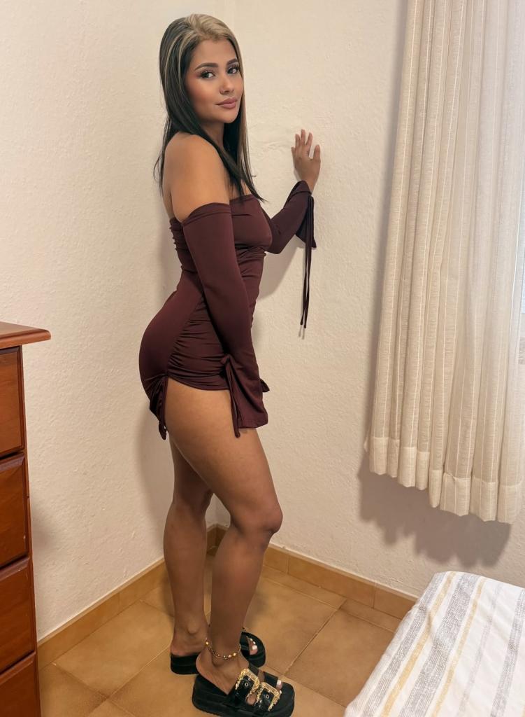 Chica busca chico en Tenerife: 