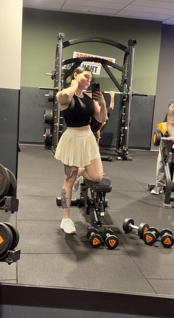 610533124: Chica busca chico en León