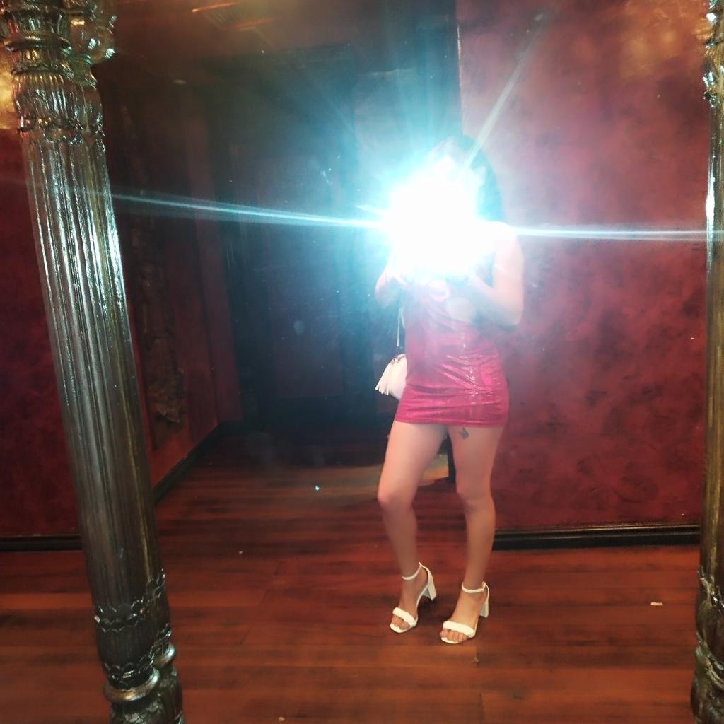 614584243: Chica busca chico en Almería