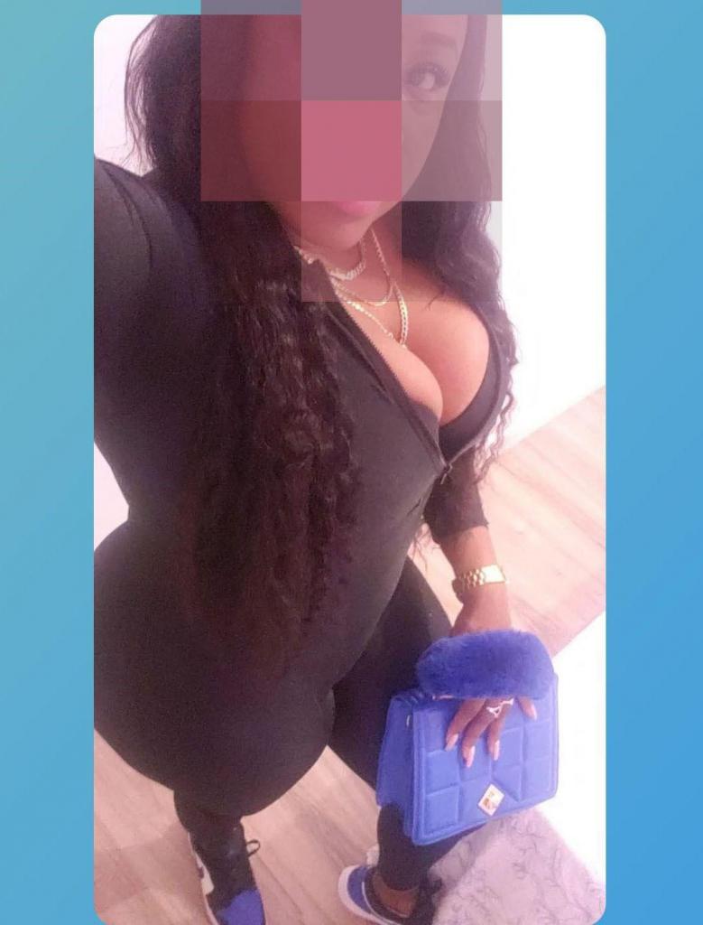 614516965: Chica busca chico en Madrid