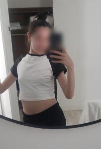 634978375: Chica busca chico en Valencia