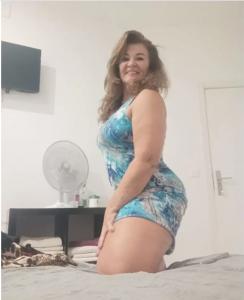 612260847: Chica busca chico en La Coruña