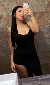 617142967: Chica busca chico en Barcelona