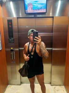 657227943: Chico busca chica en Almería