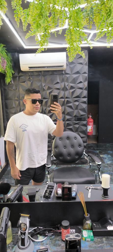 613972448: Chico busca chica en Salamanca