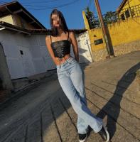 614854153: Chica busca chico en Navarra