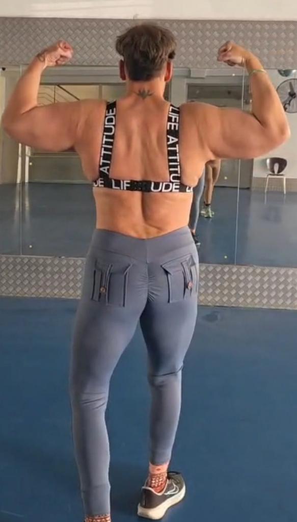 Chica busca chico en Murcia: 