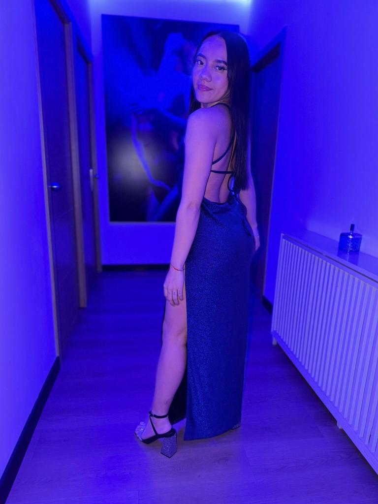 Chica busca chico en Ibiza: 