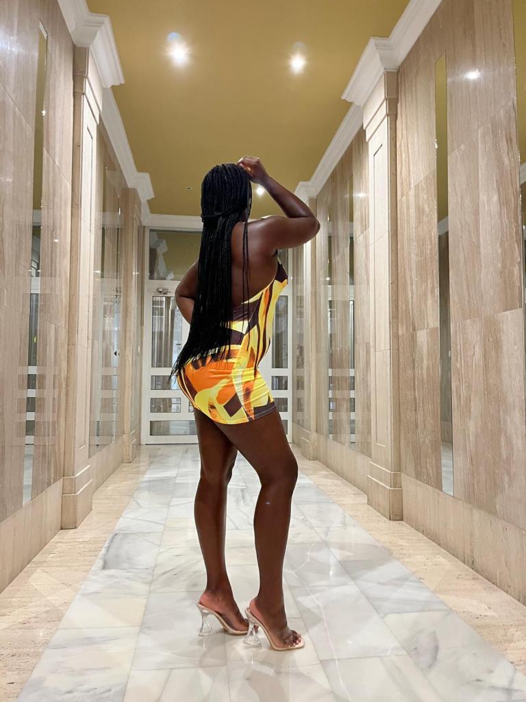 Chica busca chico en Alicante: 