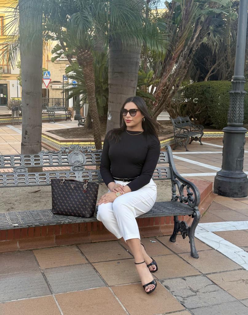 711258577: Travesti en Sevilla