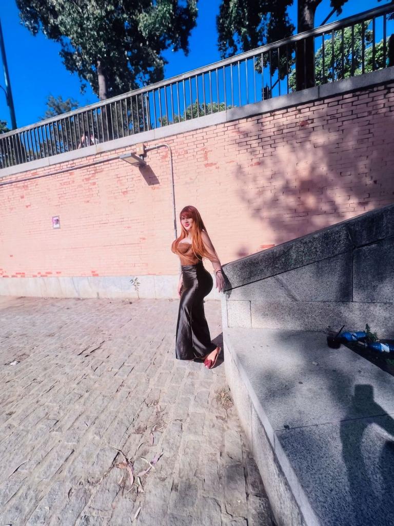 Chica busca chico en Sevilla: 