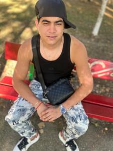 604110863: Chico busca chica en Navarra