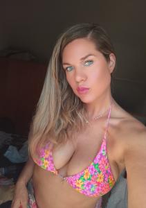 677672257: Chica busca chico en Tenerife
