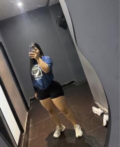 613259372: Chica busca chico en Menorca