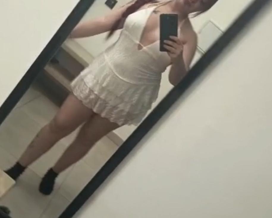 644386954: Chica busca chico en Cádiz