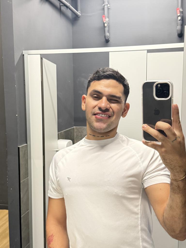 603776556: Chico busca chica en Valencia