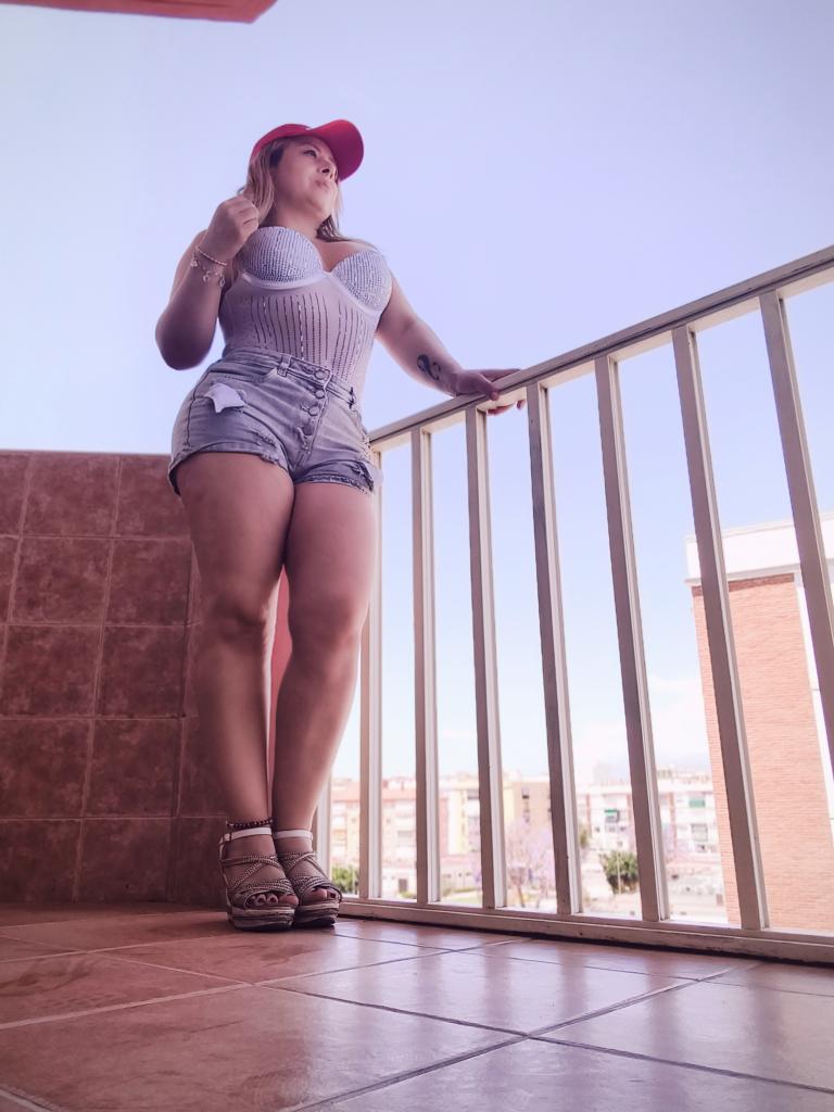 Chica busca chico en Jaén: 