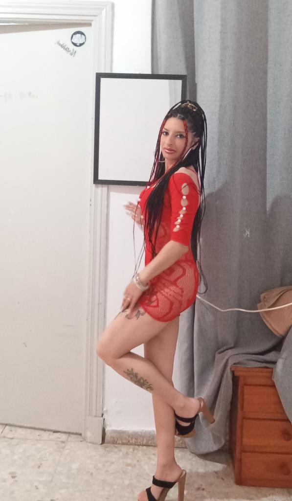 Chica busca chico en Cádiz: 