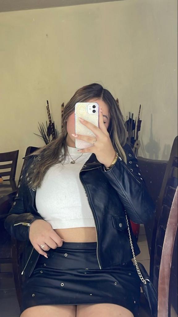 664467123: Chica busca chico en Tarragona