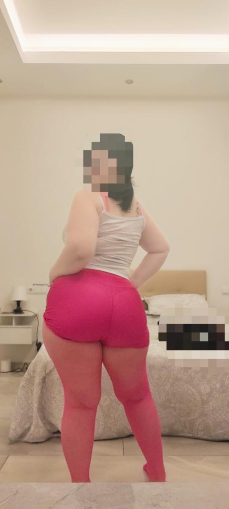 643889602: Chica busca chico en Madrid